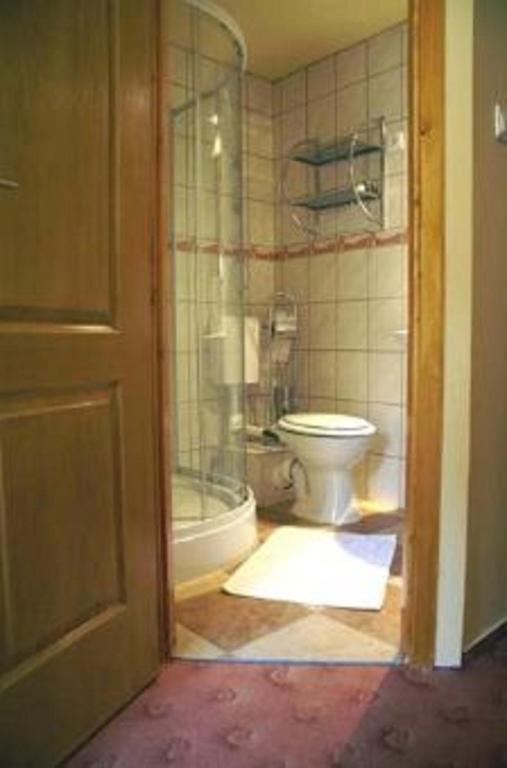Hotel Turul Étterem és Panzió Kaposvár Esterno foto